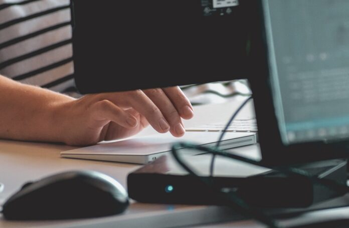 Online Mobile Testing Systems