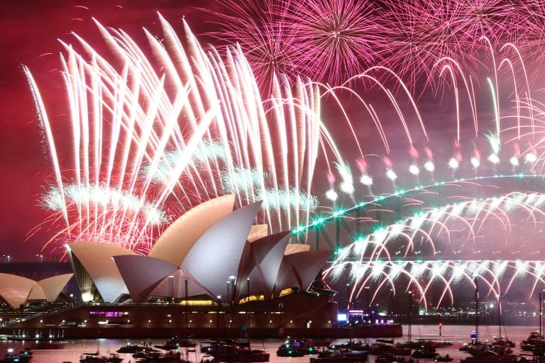 Fireworks light up the Sydney sky to welcome 2023