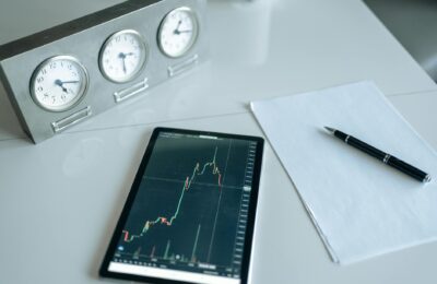 Best Time to Trade Binary Options 2026: Sessions That Make Money